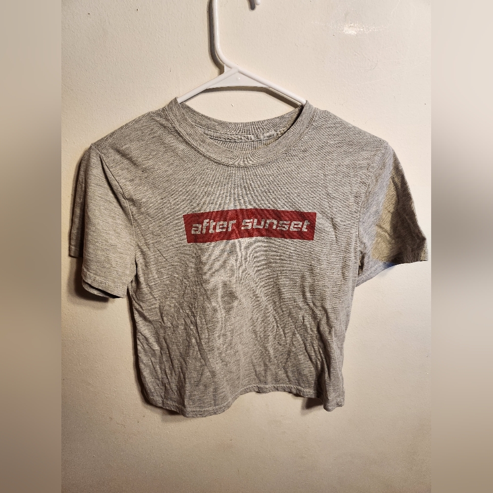Gray t-shirt